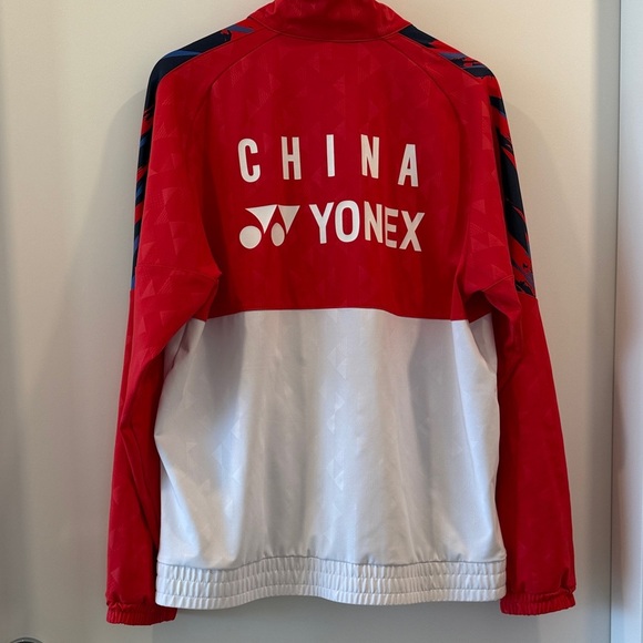 ✨Host pick✨Yonex Unisex Red and White Jacket - Picture 8 of 12